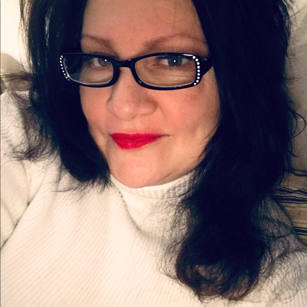 Meet your Posher, Brenda